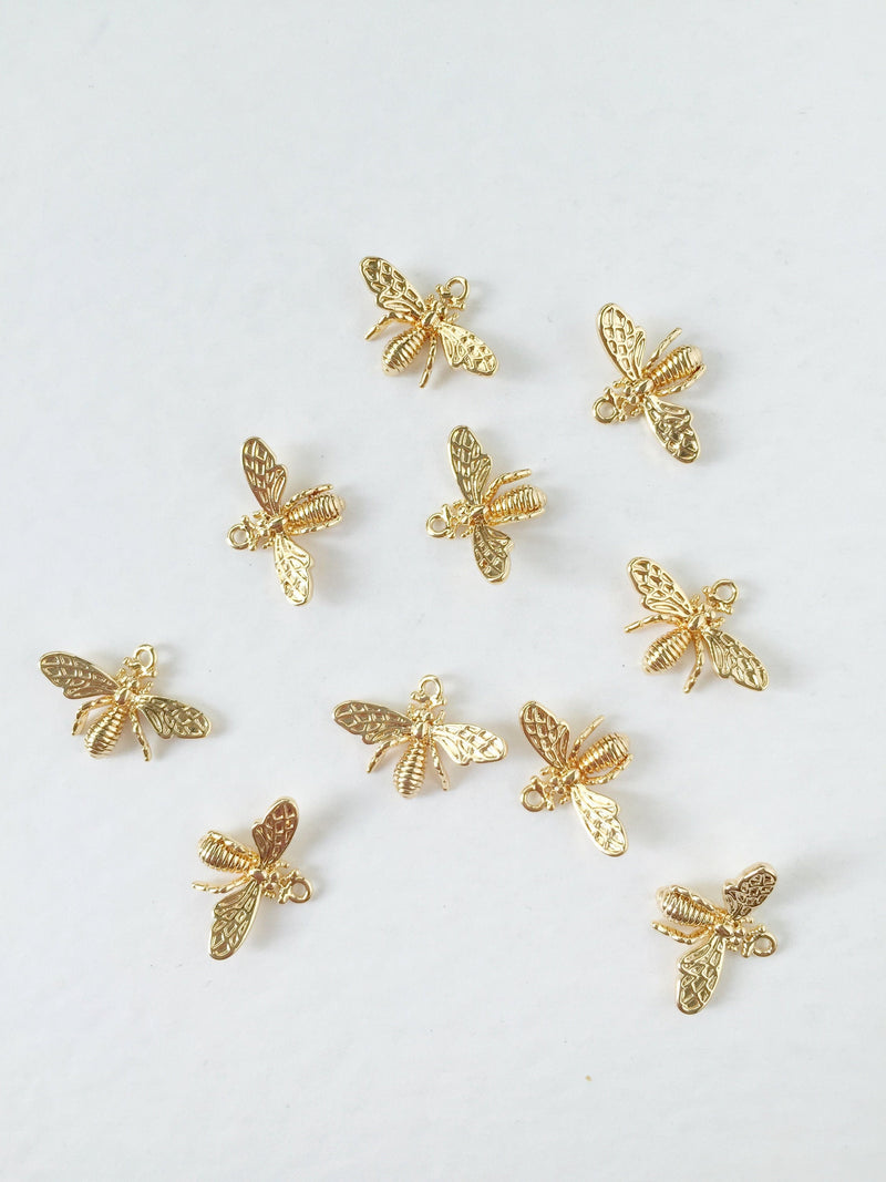 2 x Real Gold Plated Bee Charms, 10x14mm (0257)