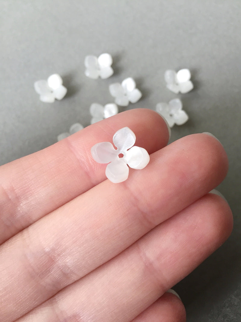 10 x Four Petal Pearl White Flower Beads, 11x14mm (0865)