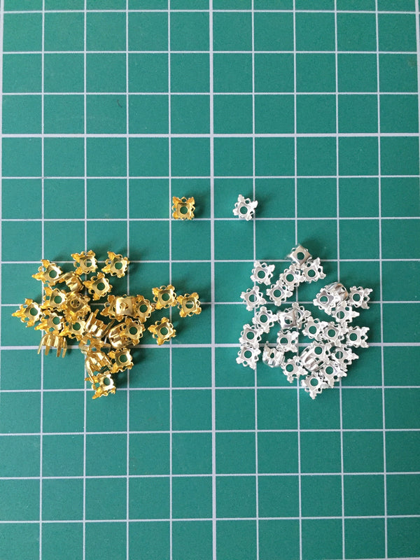 20 x 5mm Silver or Gold Tone Brass Setting for Rhinestones