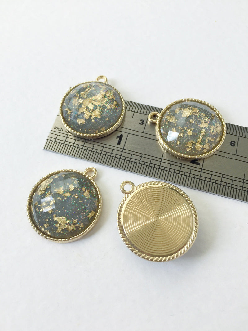 2 x Gold Plated Round Resin Pendants with Gold Flakes and Glitter, 26x22mm (0772)