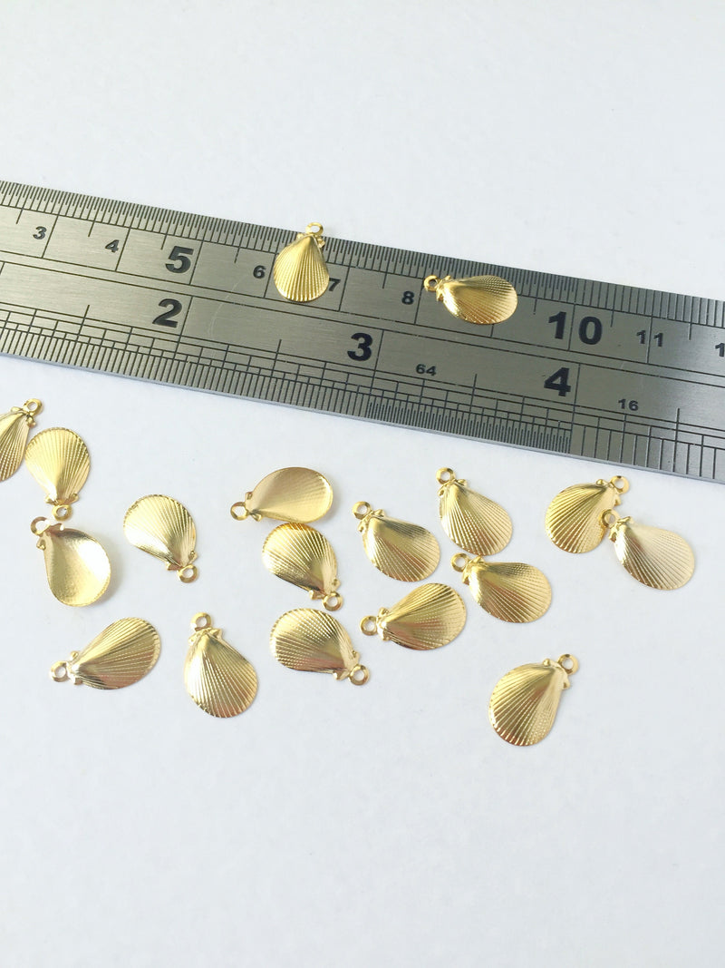 10 x Gold Plated Stainless Steel Shell Charms, 12x8mm (0261)