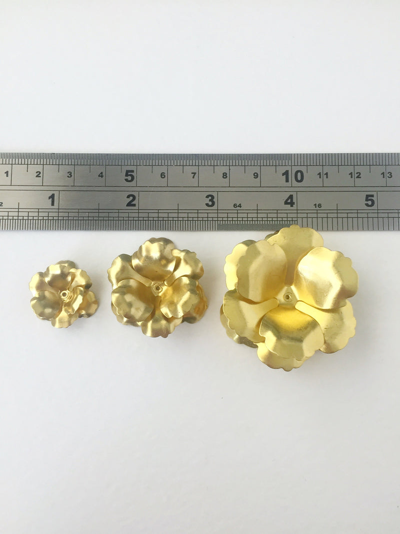 1 x 44mm Raw Brass Multi Petal Flower Bead, 44mm 3D Brass Flower (0829)