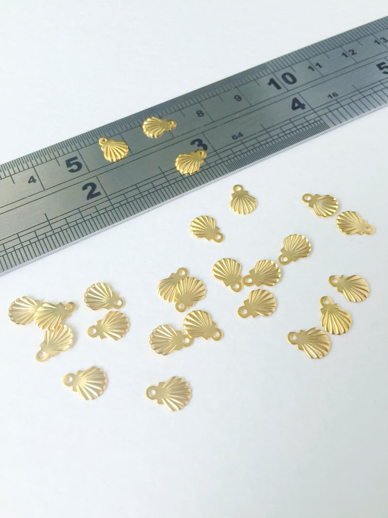 10 x Tiny Gold Plated Stainless Steel Shell Charms, 8x6mm (0266)