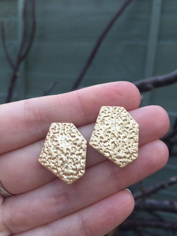 1 pair x Gold Irregular Hexagon Earring Studs Blanks with Loops (0782)