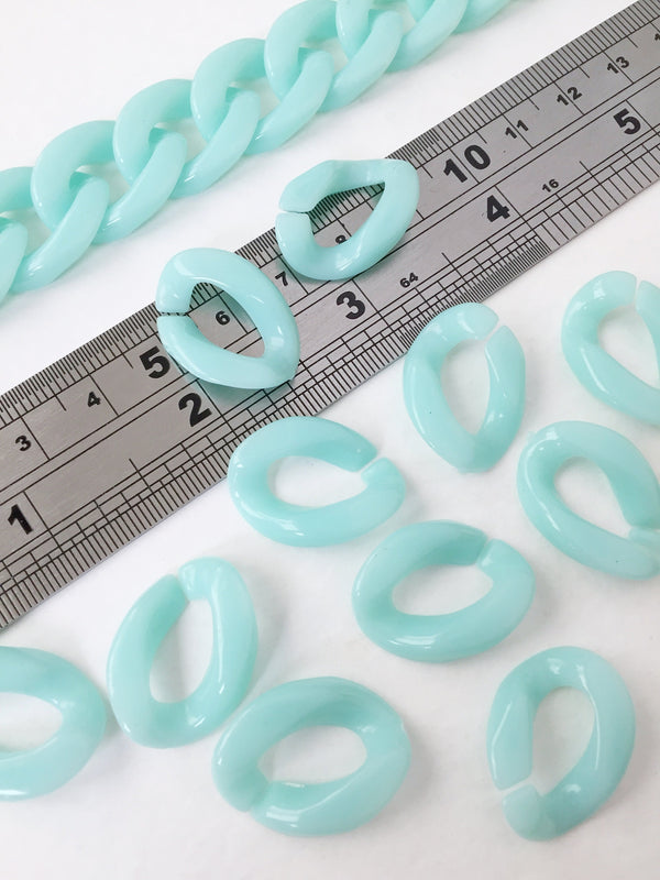 20 x Baby Turquoise Acrylic Open Chain Links, 23x18mm