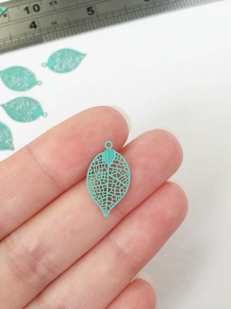 6 x Turquoise Spray Painted Filigree Leaf Pendants, 20x11.5mm (0470)