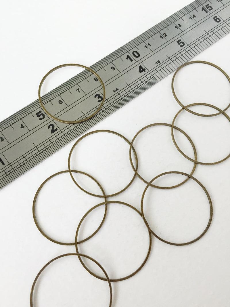 10 x Antique Bronze Round Linking Rings, 30mm (2458)