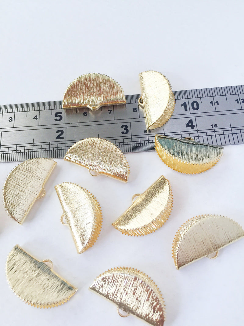 2 x Gold Plated Fan Shaped Ribbon End Charms, 15x25mm (0672)