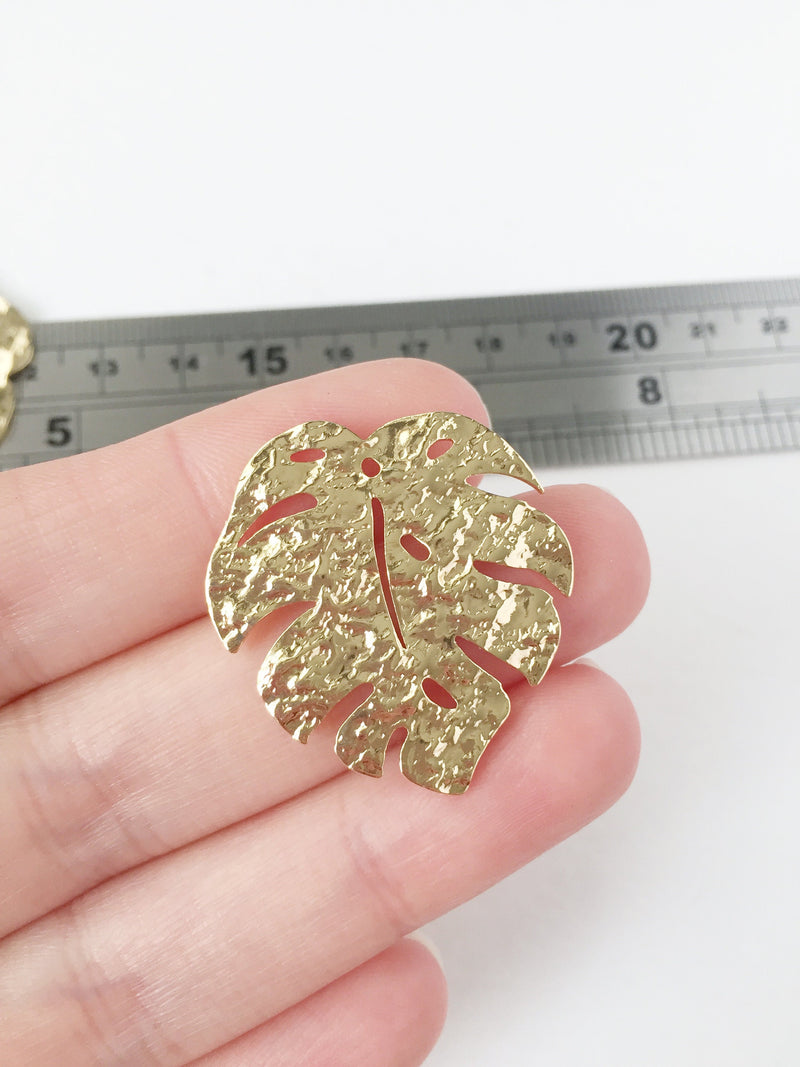 1 x 18K Gold Plated Textured Monstera Leaf Pendant, 33x29mm (0043)