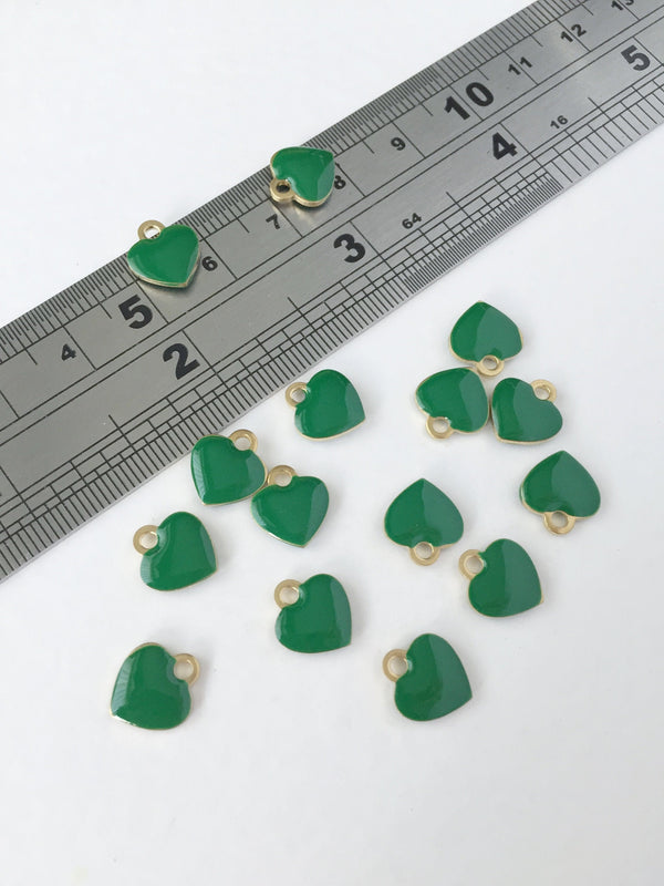 8 x Green Enamel Heart Charms, 9x10mm (0336)