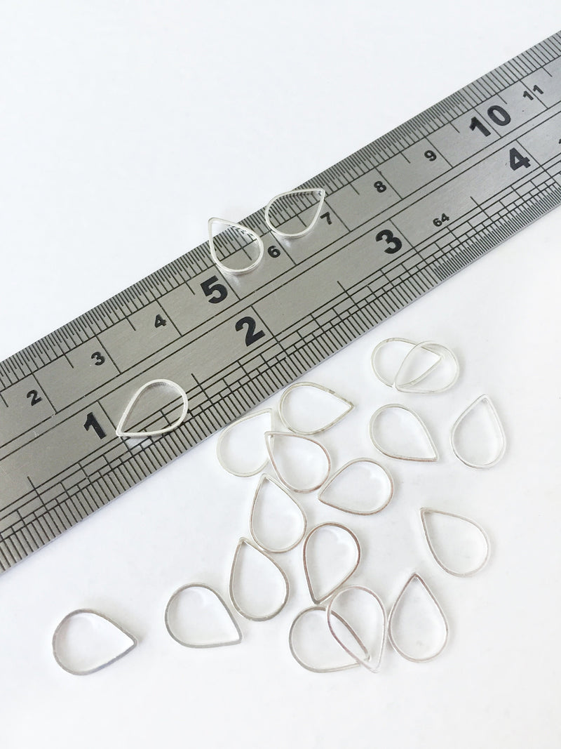 10 x Silver Plated Teardrop Connectors, 11x8mm (0722)