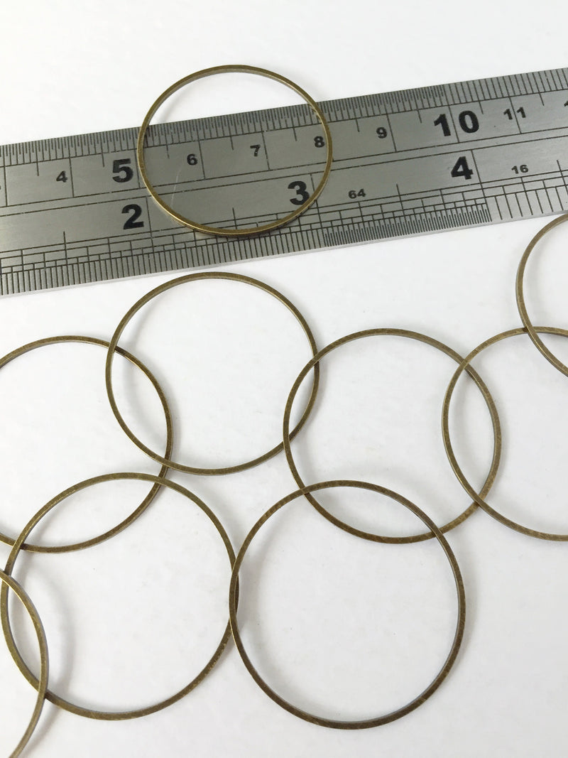 10 x Antique Bronze Round Linking Rings, 30mm (2458)