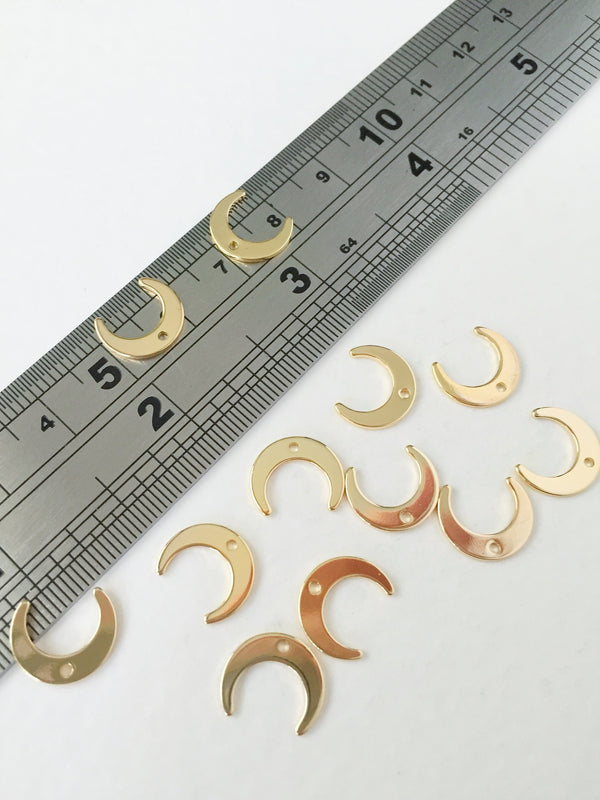 4 x Small 18K Gold Plated Crescent Moon Charms, 11.5mm (0321)