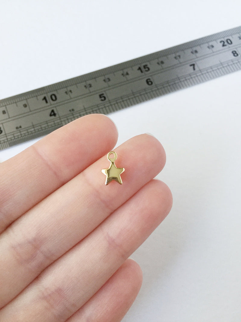 6 x 18K Gold Plated Star Charms, 7x10mm (0154)