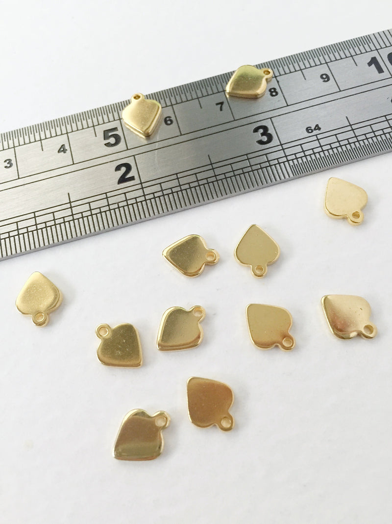 8 x Gold Plated Stainless Steel Heart Charms, 7.5x9.5mm (0112)