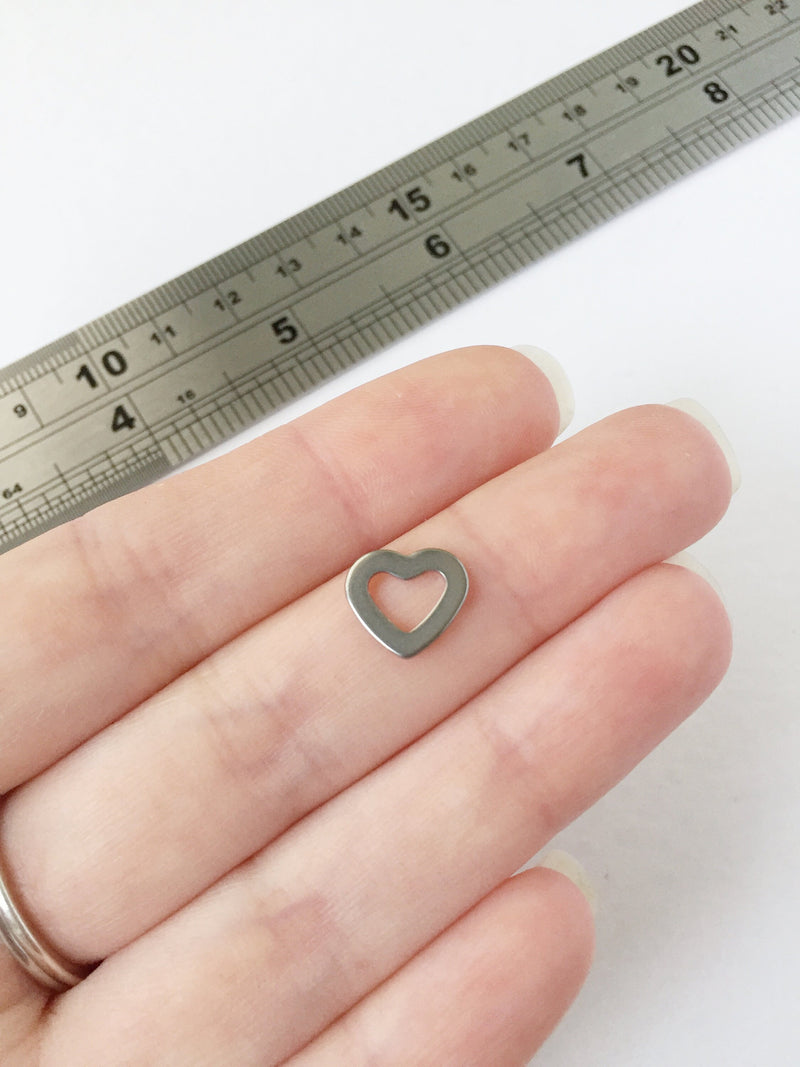 10 x Solid Stainless Steel Heart Connectors, 10x11mm Heart Linking Rings (0113P)