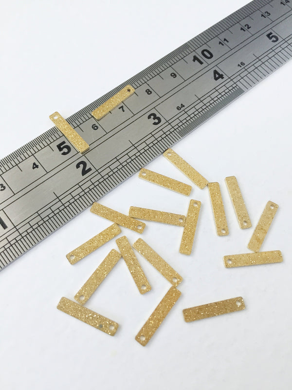 10 x Shimmering Raw Brass Rectangle Pendants, 15x3mm (0800)