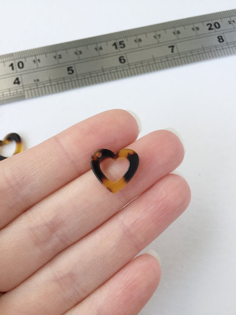 6 x Cellulose Acetate Tortoise Shell Open Heart Pendants, 15x13.5mm (0660)