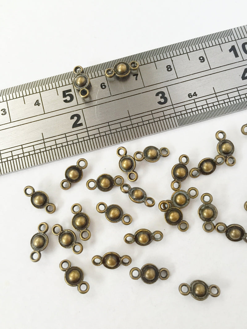 40 x Antique Bronze Jewellery Connectors, 10x5mm (0929)