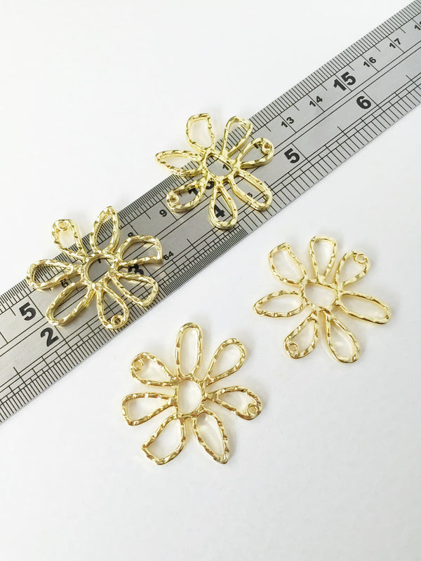 2 x Large Gold Flower Textured Connectors, 33x32mm (0870)