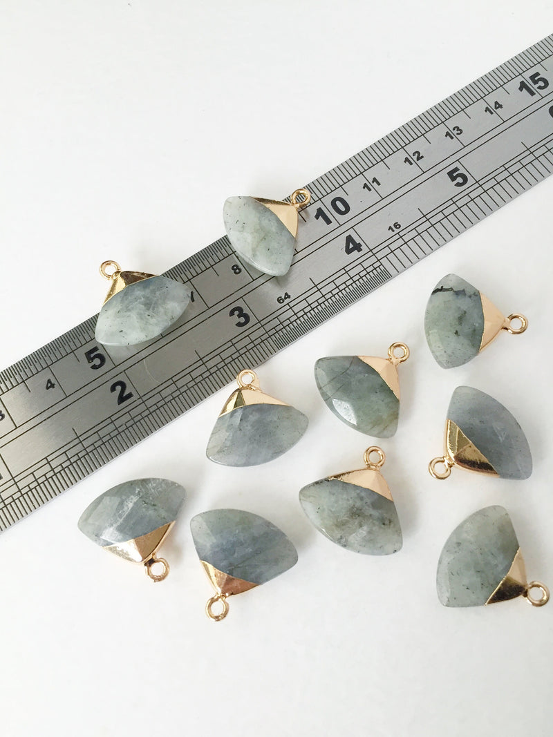 1 x Gold Plated Faceted Labradorite Fan Pendant, 19x20mm (0534)