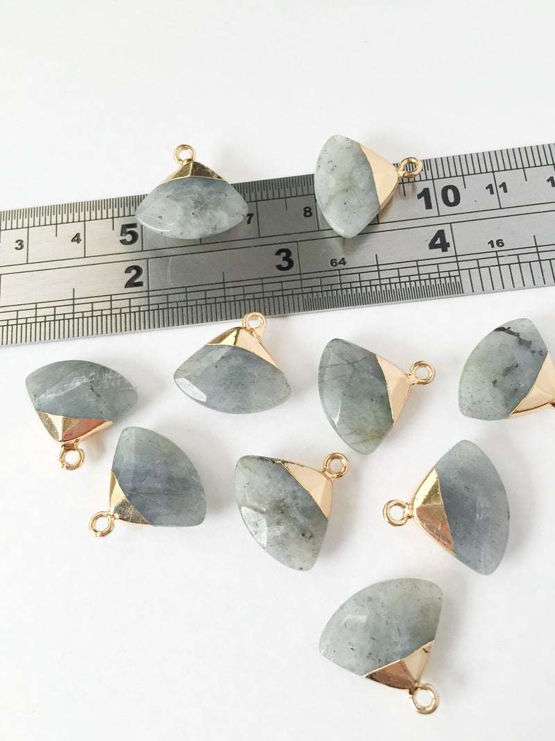 1 x Gold Plated Faceted Labradorite Fan Pendant, 19x20mm (0534)