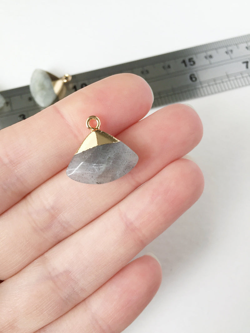 1 x Gold Plated Faceted Labradorite Fan Pendant, 19x20mm (0534)