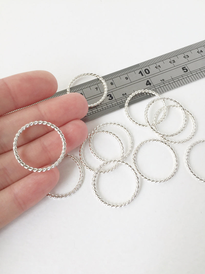 10 x Silver Plated Twisted Round Linking Rings, 25mm (3087)