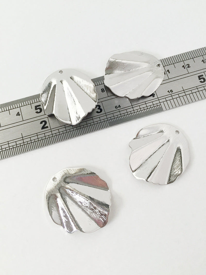 2 x Large Platinum Plated Textured Shell Pendants, 30x26mm (1033)