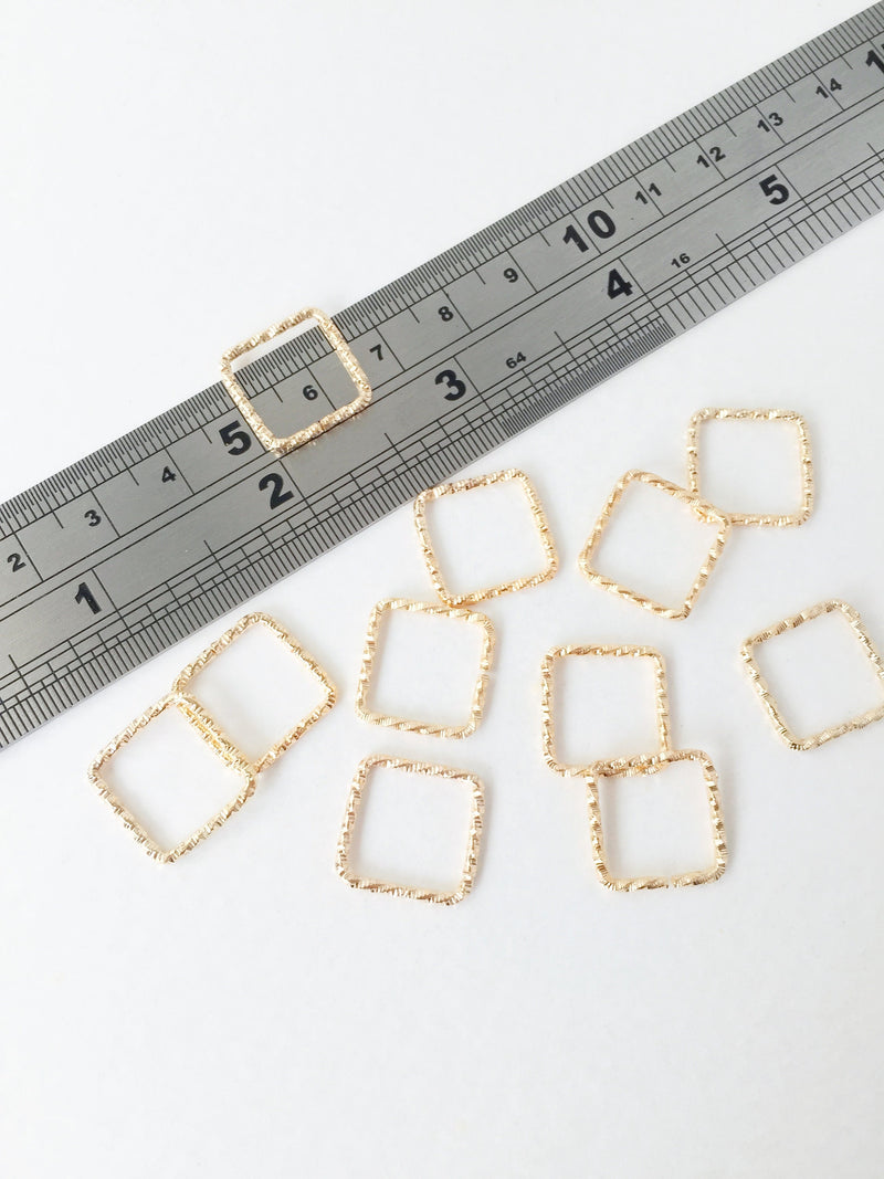 10 x Textured Champagne Gold Square Connectors, 15mm (0773)