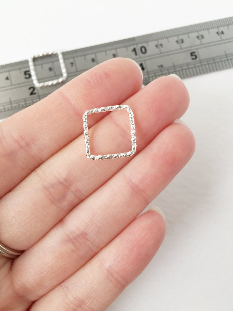 10 x Silver Plated Textured Square Connectors, 15mm Square Links (0772)