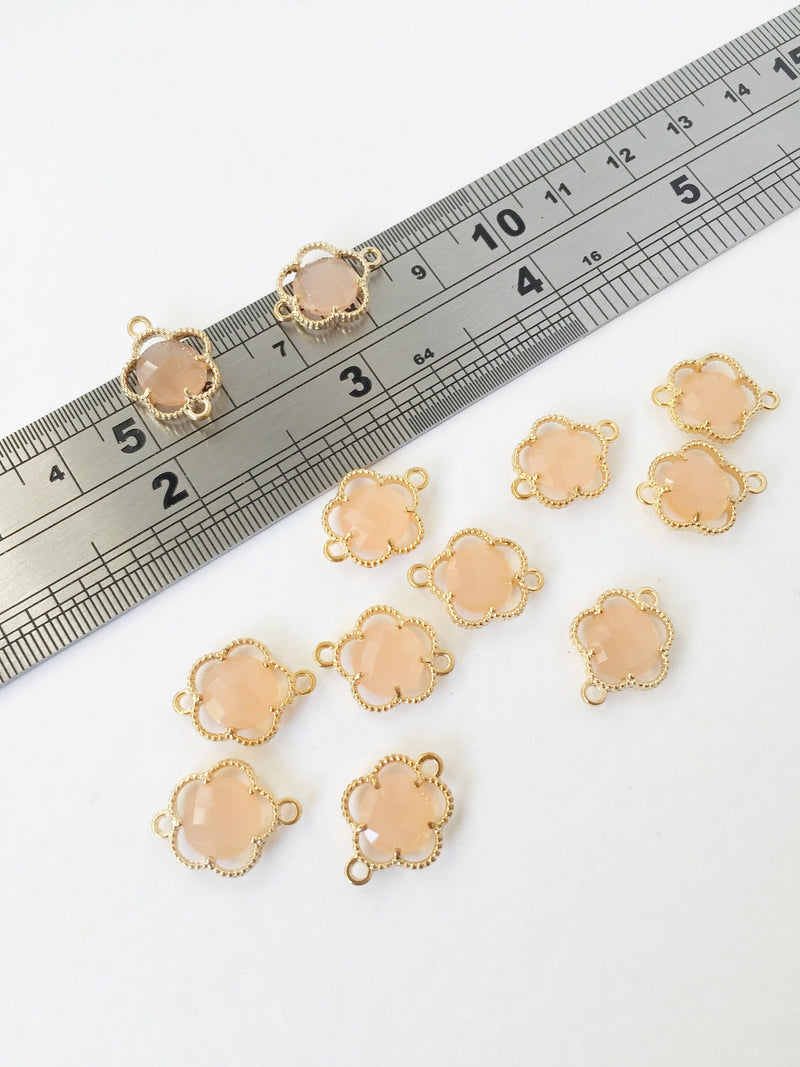 2 x Gold Plated Faceted Peach Glass Flower Connectors, 16x12mm (1060)