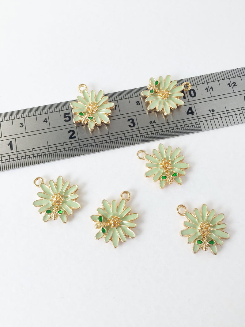 4 x Light Green Flower Pendants Enamel Coated Daisy and Bee Charms Gold Enamel Flower Charms (0775G)