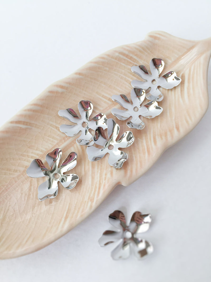 4 x Rhodium Plated Flower Beads, 20mm (1677S)