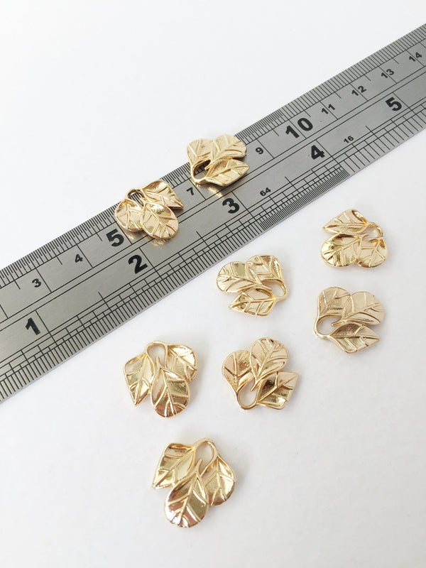 4 x Gold Plated Leaf Pendant, 16x15mm (1150)