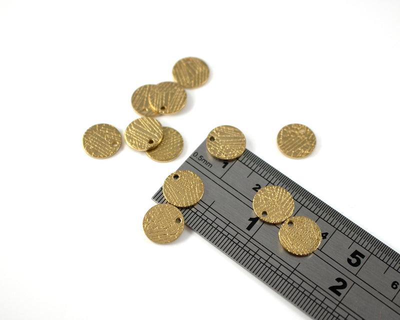 8 x Raw Brass Round Textured Coin, 10mm (C0265)