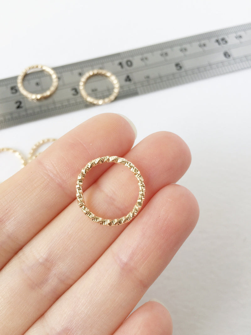 20 x Textured Champagne Gold Hoop Connectors 18mm (1705)