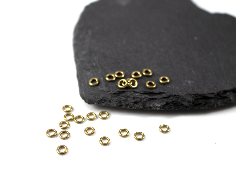 200 x Raw Brass Round Jump Rings, 4.5x0.8mm (C0078)