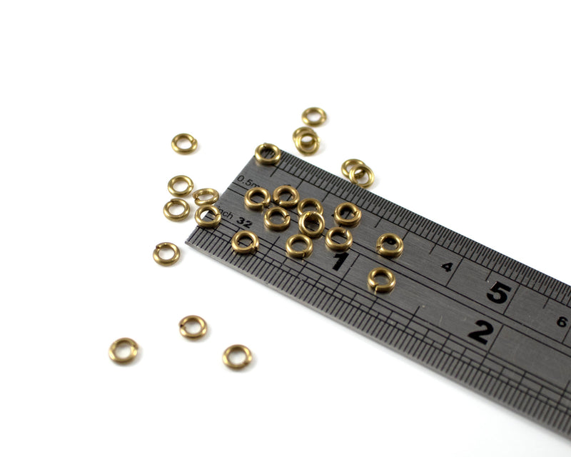 200 x Raw Brass Round Jump Rings, 4.5x0.8mm (C0078)