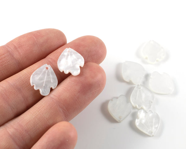 8 x Cellulose Acetate White Petal Beads, Shell Effect Charms, 15x13mm (C0585)