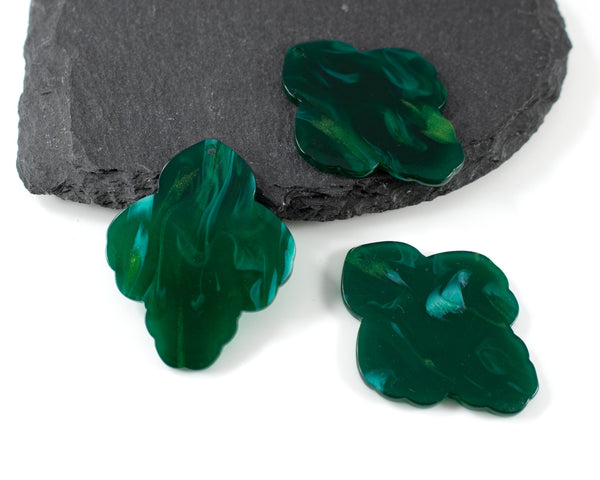 2 x Emerald Green Moroccan Shape Pendants, 39x31mm Cellulose Acetate Charms (C0592)