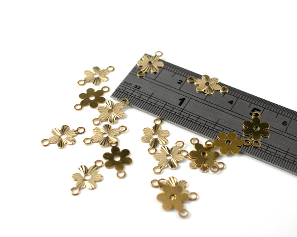 10 x Raw Brass Flower Links, 16x9mm (C0101)