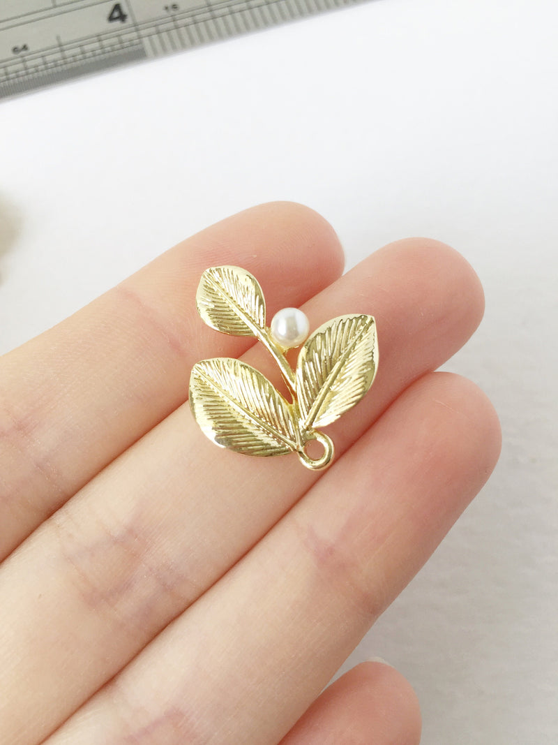 4 x Gold Orchid Leaf Charms, 25x21mm Champagne Gold Metal Leaves (1699)