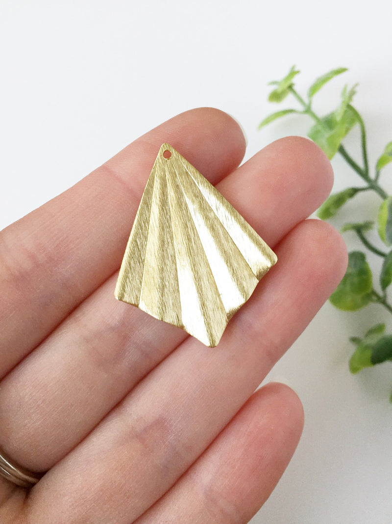 2 x Textured Raw Brass Kite Pendants, 25x37mm (C0045)