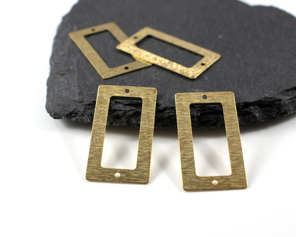 4 x Textured Raw Brass Rectangular Connectors, 32x18mm (C0027)