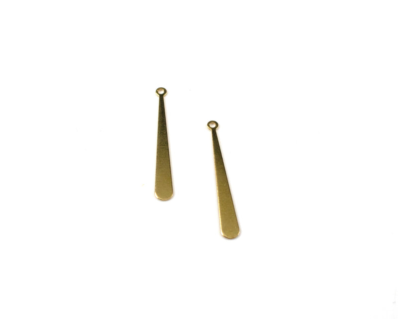 20 x Raw Brass Long Teardrop Pendants, 30x4mm (C0021)