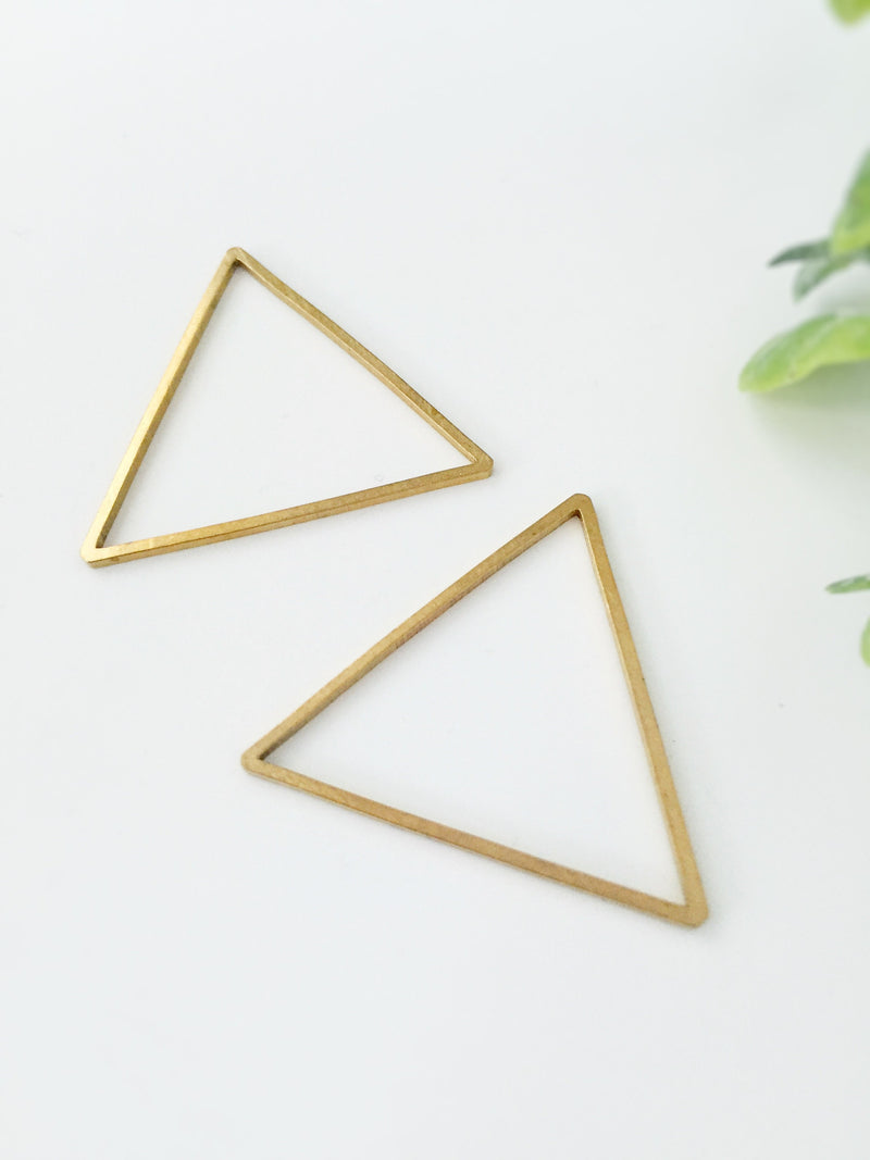 12 x Raw Brass Open Triangle Connectors 29mm (C0278)