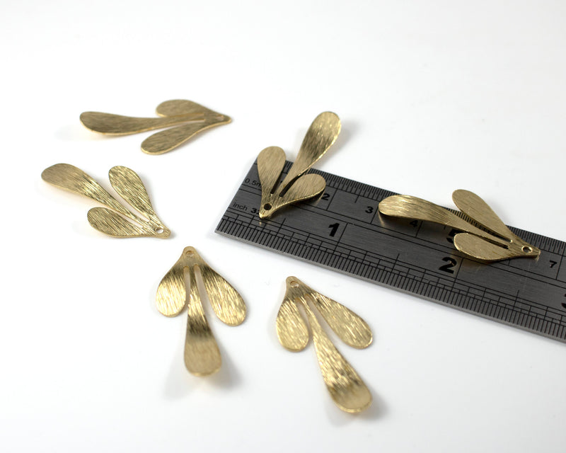 4 x Raw Brass Textured Leaf Pendants, 35x17mm (C0092)