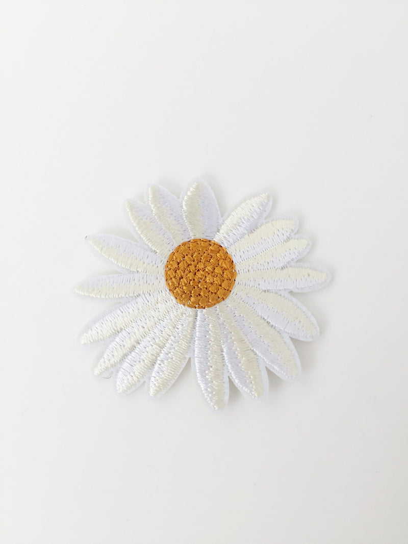 Daisy Iron-on Patch, White Daisy Applique