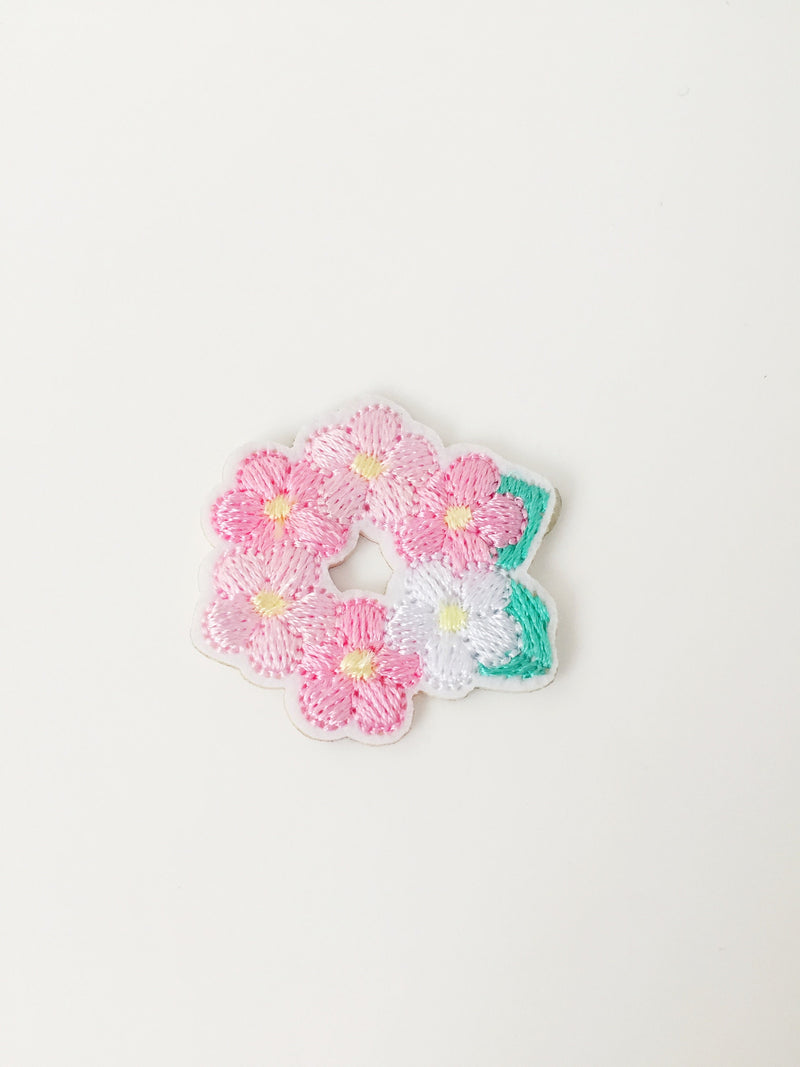 Pink Flower Wreath Stick-on Patch, DIY Embroidery Floral Badge